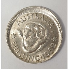 AUSTRALIA 1952 . ONE 1 SHILLING . ERROR . 15% MIS-STRIKE . OFF CENTRE